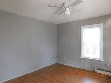 83 Forest St, Rutland, VT 05701 - photo 3