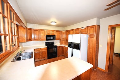 600 S Main St, Edmonton, KY 42129 - photo 6