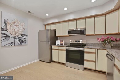 2217 Lovedale Ln unit 212A, Reston, VA 20191 - photo 6