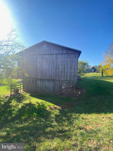 9115 Myersville Rd, Myersville, MD 21773 - photo 7