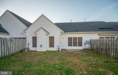 11203 Lynchburg Dr, Fredericksburg, VA 22407 - photo 2