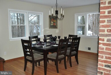 3303 Parkside Terrace, Fairfax, VA 22031 - photo 4