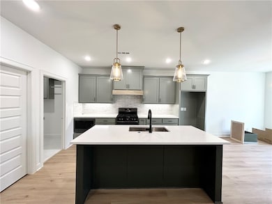 21 Kirkconnel Ln, Bella Vista, AR 72715 - photo 2