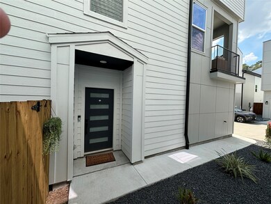 1102 Paul Quinn St unit E, Houston, TX 77091 - photo 3