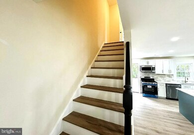 5740 Biscayne Dr, Alexandria, VA 22303 - photo 7