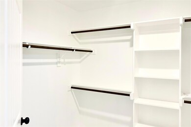 406 Royal St, Cleburne, TX 76031 - photo 6