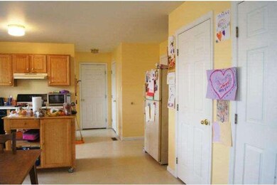 1091 Walnut St, Honey Brook, PA 19344 - photo 7