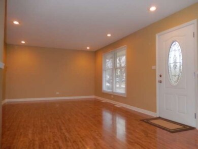 17761 Arlington Dr, Country Club Hills, IL 60478 - photo 2