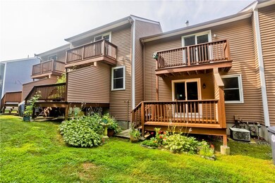 200 Heroux Blvd unit 306, Cumberland, RI 02864 - photo 3