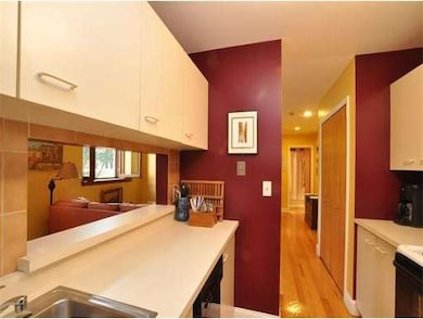 61 Prince St unit 3F, Boston, MA 02113 - photo 4