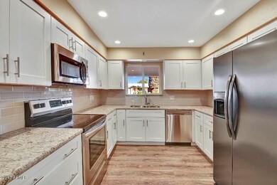 7 Kitchen 3 (800x534)