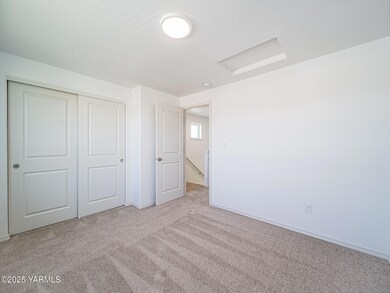4700 W Oak Ave-15