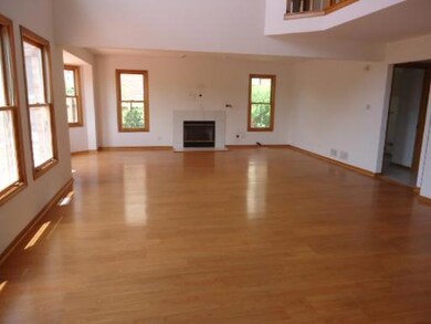 3710 Village Dr, Hazel Crest, IL 60429 - photo 3