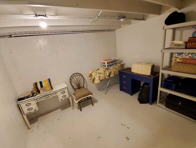 755 Williams Rd, Carpentersville, IL 60110 - photo 7