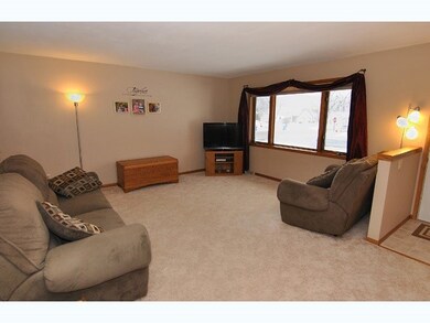 941 Foxfield Rd, Oregon, WI 53575 - photo 4