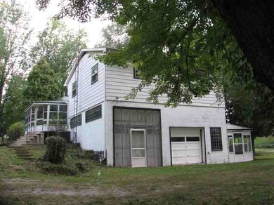 6910 E Windsor Rd, Muncie, IN 47302 - photo 2