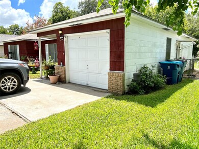 1110 Allen St, Rosenberg, TX 77471 - photo 4