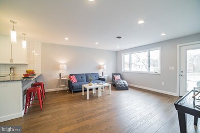 9007 Millers Island Blvd, Sparrows Point, MD 21219 - photo 5