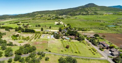 2067 Coker Butte Rd, Medford, OR 97504 - photo 4