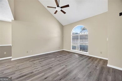 1024 Oakwood Chase Cir, Stone Mountain, GA 30083 - photo 7