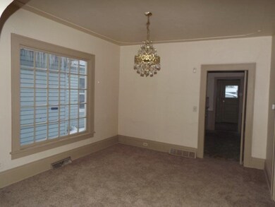 Dining Room (2)