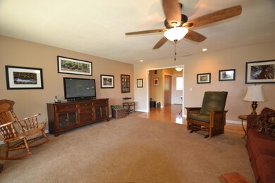 3886 Cheryl Dr, Redding, CA 96002 - photo 2