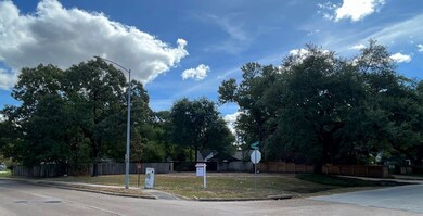 4252 Apollo St, Houston, TX 77018 - photo 2