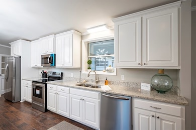 1813 Valley Rd, Albany, GA 31707 - photo 6