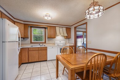 12 Forest Rd, Salisbury, MA 01952 - photo 5