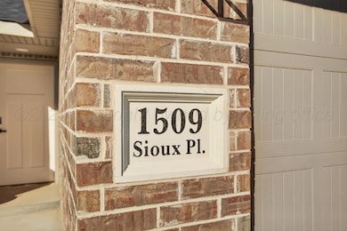1509 Sioux Place, Pampa, TX 79065 - photo 6