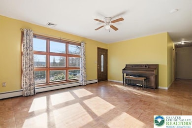 70 W Highland Ln, Lehighton, PA 18235 - photo 3