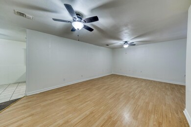 606 E Water St, Weatherford, TX 76086 - photo 2