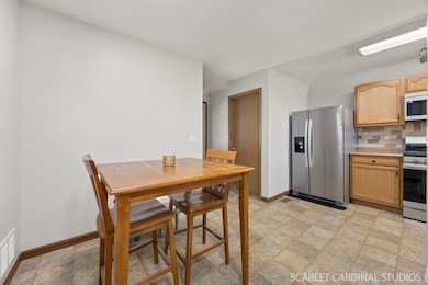 34 Waterbury Cir unit 1, Oswego, IL 60543 - photo 7