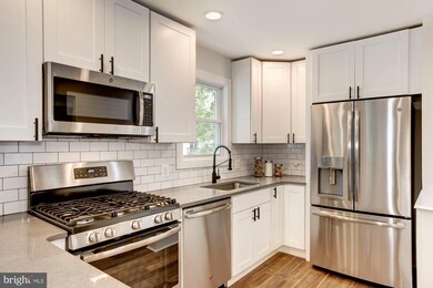 204 46th St NE, Washington, DC 20019 - photo 6