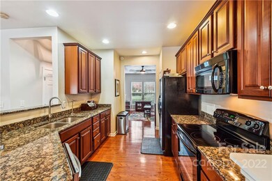 704 Mickelson Way unit 48, Fort Mill, SC 29715 - photo 3