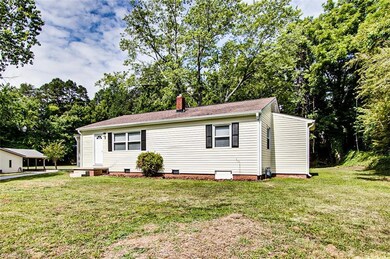 2031 Holland St, Asheboro, NC 27203 - photo 2