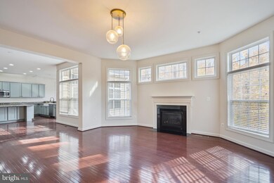 15413 Sir Edwards Dr, Upper Marlboro, MD 20772 - photo 5