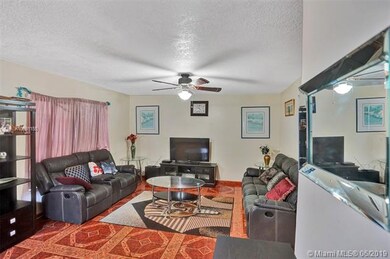 7500 NW 73rd Terrace, Tamarac, FL 33321 - photo 4