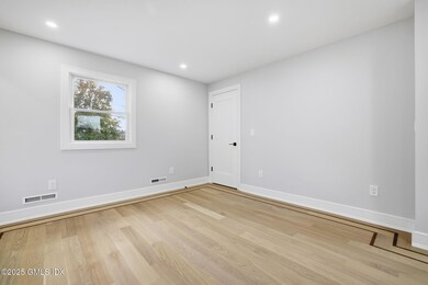 131 Henry St, Greenwich, CT 06830 - photo 7