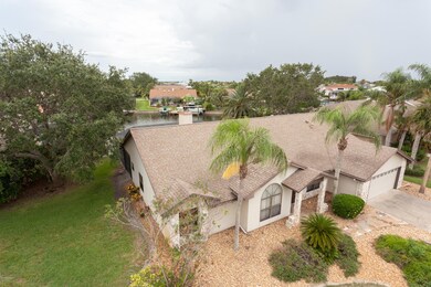 2150 Sykes Creek Dr-11