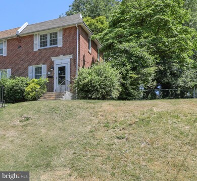 511 Anderson Ave, Drexel Hill, PA 19026 - photo 2