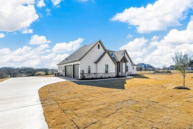 390 Red Bird Dr, Springtown, TX 76082 - photo 2