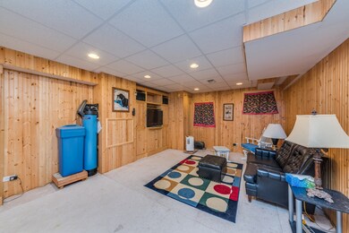 435 Camden Cir, Oswego, IL 60543 - photo 3