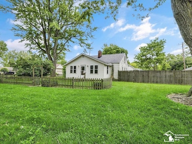 2015 Grand Blvd, Monroe, MI 48162 - photo 3