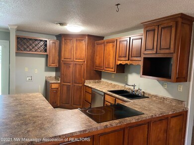 1316 Pontotoc St, Hernando, MS 38632 - photo 3