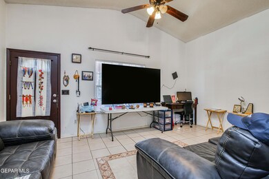 361 Barrel Cactus Dr, Horizon City, TX 79928 - photo 3