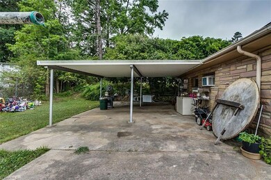 111 W Taft Ave, Asheboro, NC 27203 - photo 3