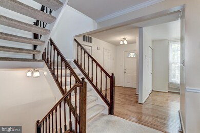 10302 Mockingbird Pond Ct, Burke, VA 22015 - photo 5