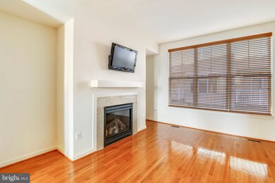 1403 Trafalgar Ln, Frederick, MD 21701 - photo 5