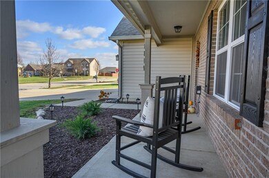 1117 Foxtail Dr, Franklin, IN 46131 - photo 2